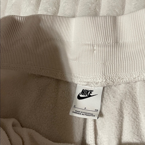 Nike Sportswear Phoenix Sweatpant Jogger | Size Small - Picture 5 of 8